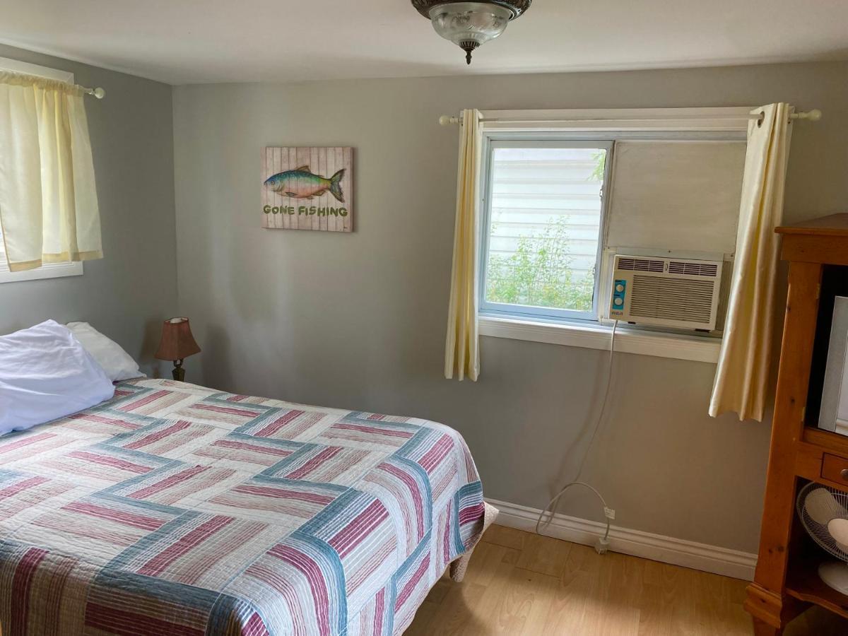 Merland Park Cottages And Motel بيكتون المظهر الخارجي الصورة