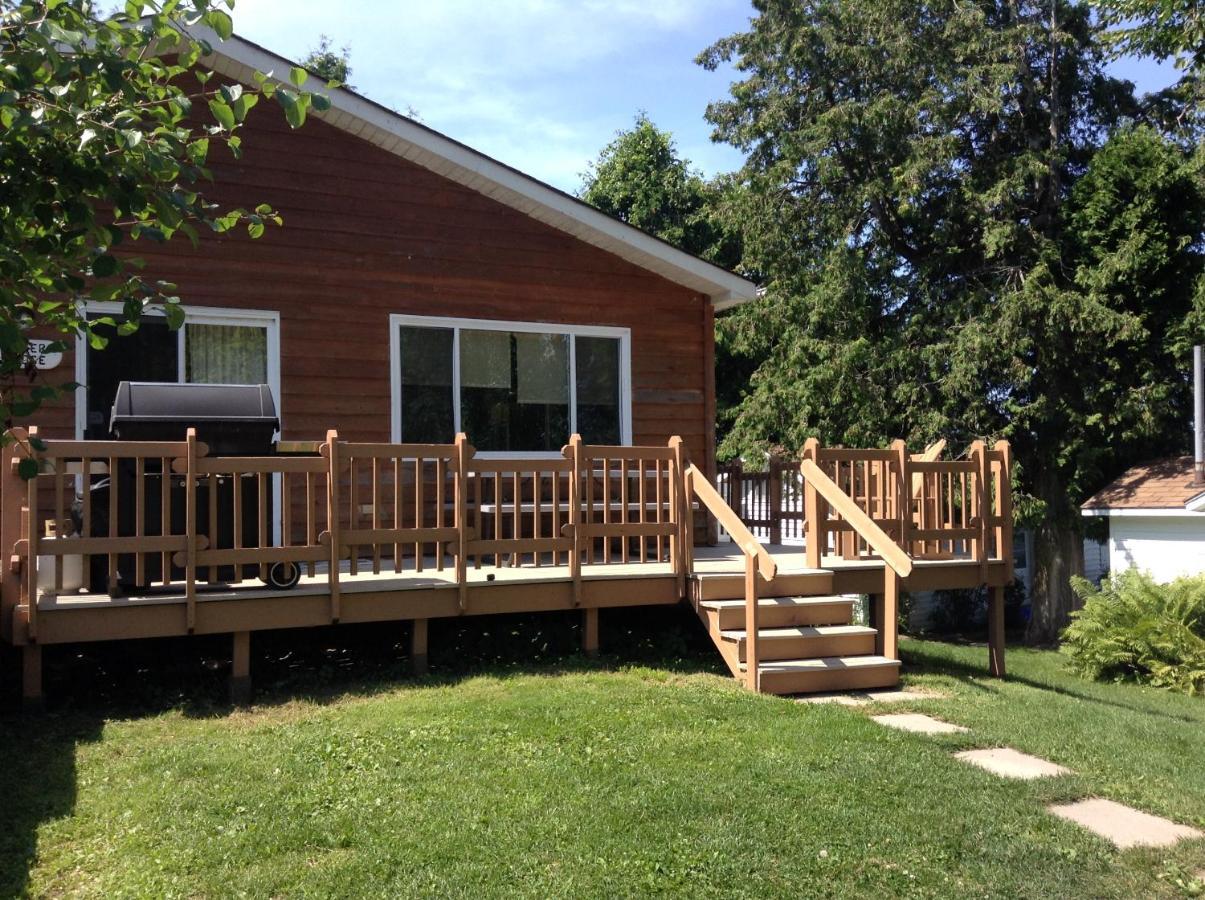 Merland Park Cottages And Motel بيكتون المظهر الخارجي الصورة