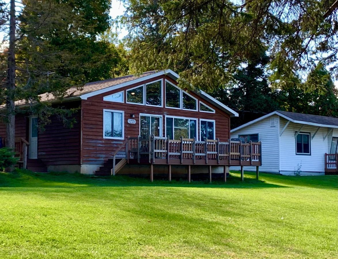 Merland Park Cottages And Motel بيكتون المظهر الخارجي الصورة