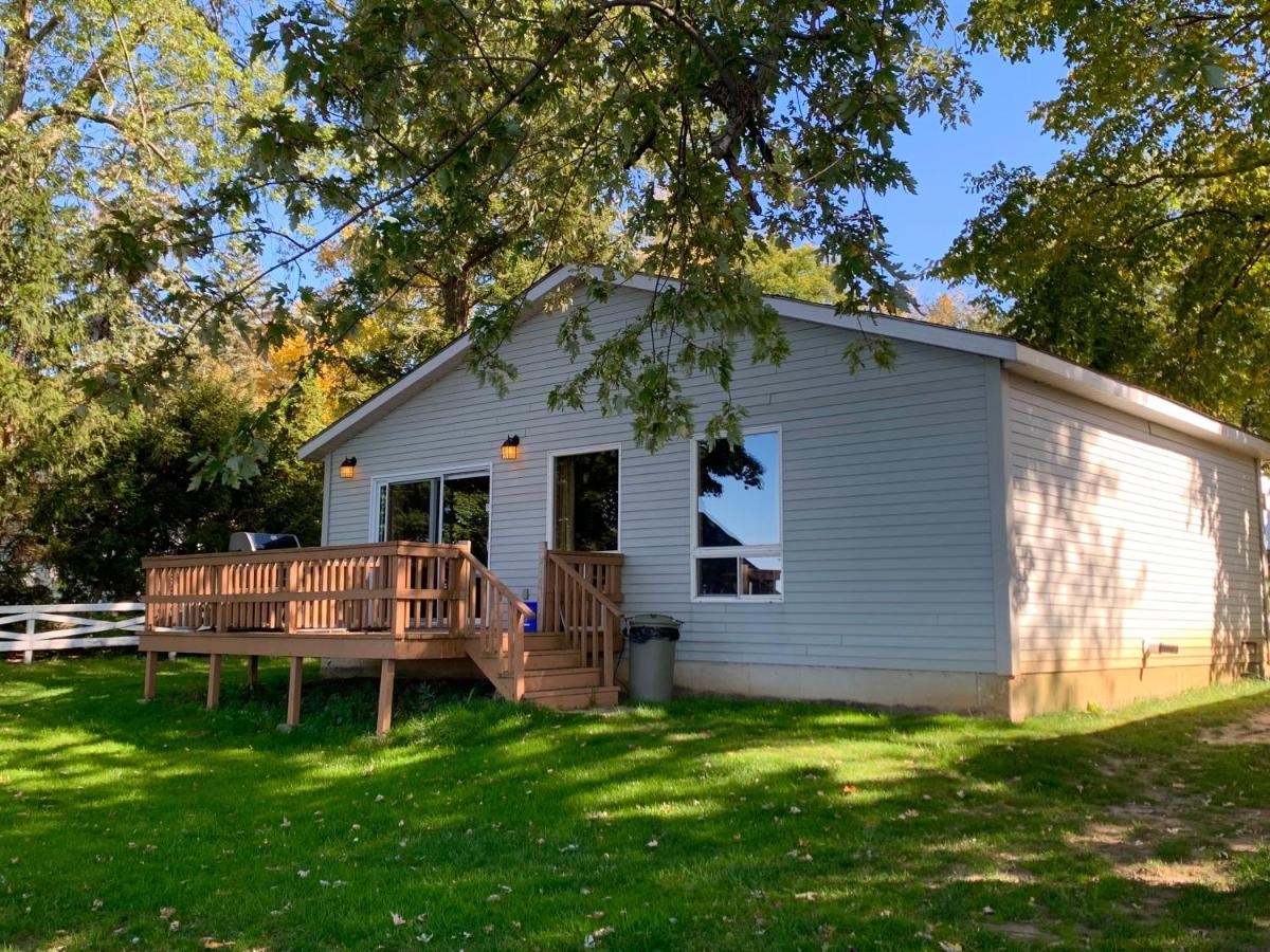 Merland Park Cottages And Motel بيكتون المظهر الخارجي الصورة